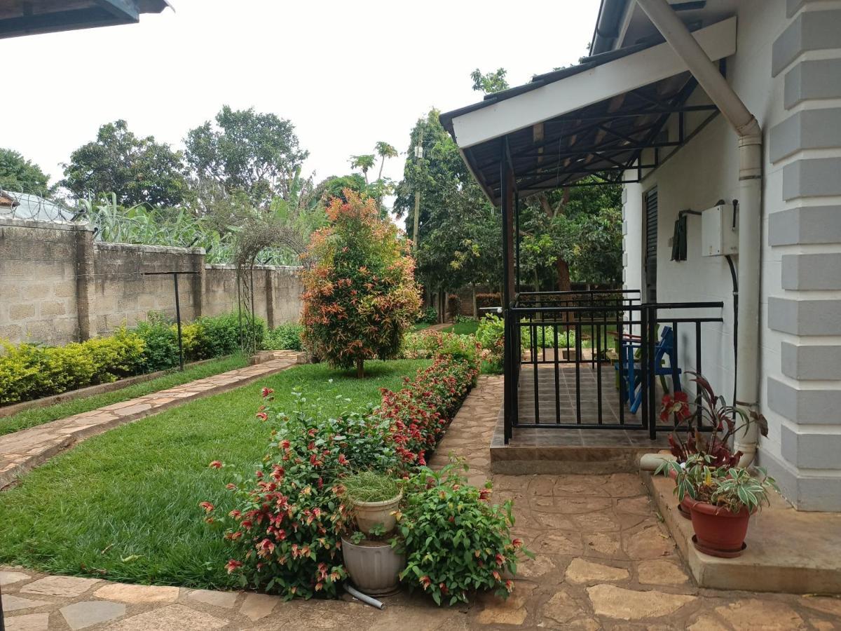 Aivilo Home Entebbe Kültér fotó