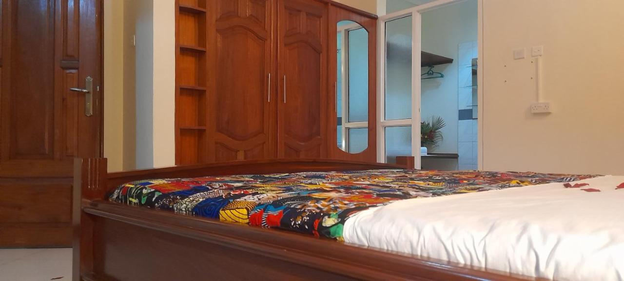 Aivilo Home Entebbe Kültér fotó