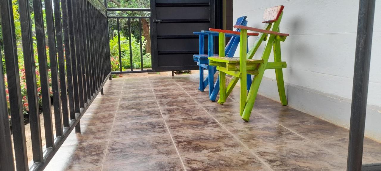 Aivilo Home Entebbe Kültér fotó