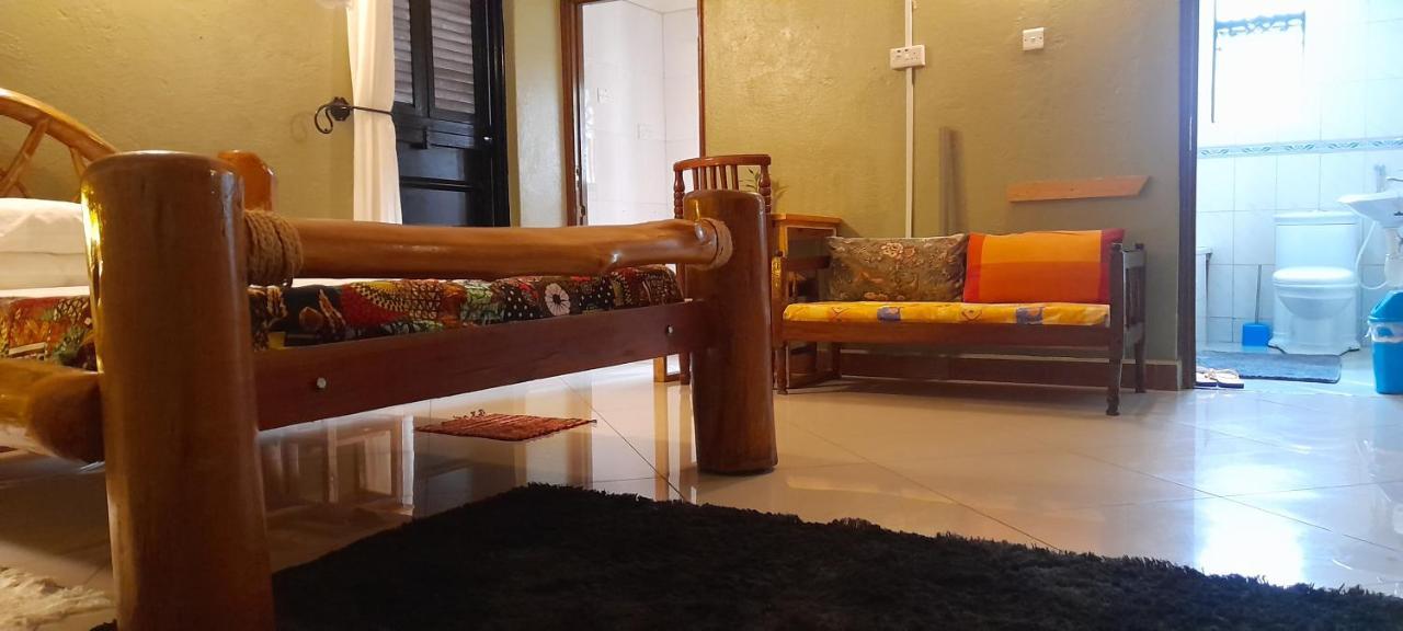 Aivilo Home Entebbe Kültér fotó
