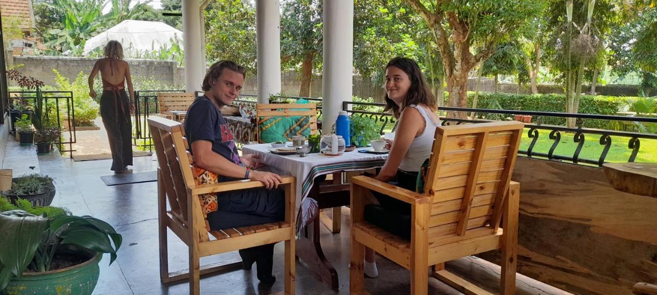 Aivilo Home Entebbe Kültér fotó