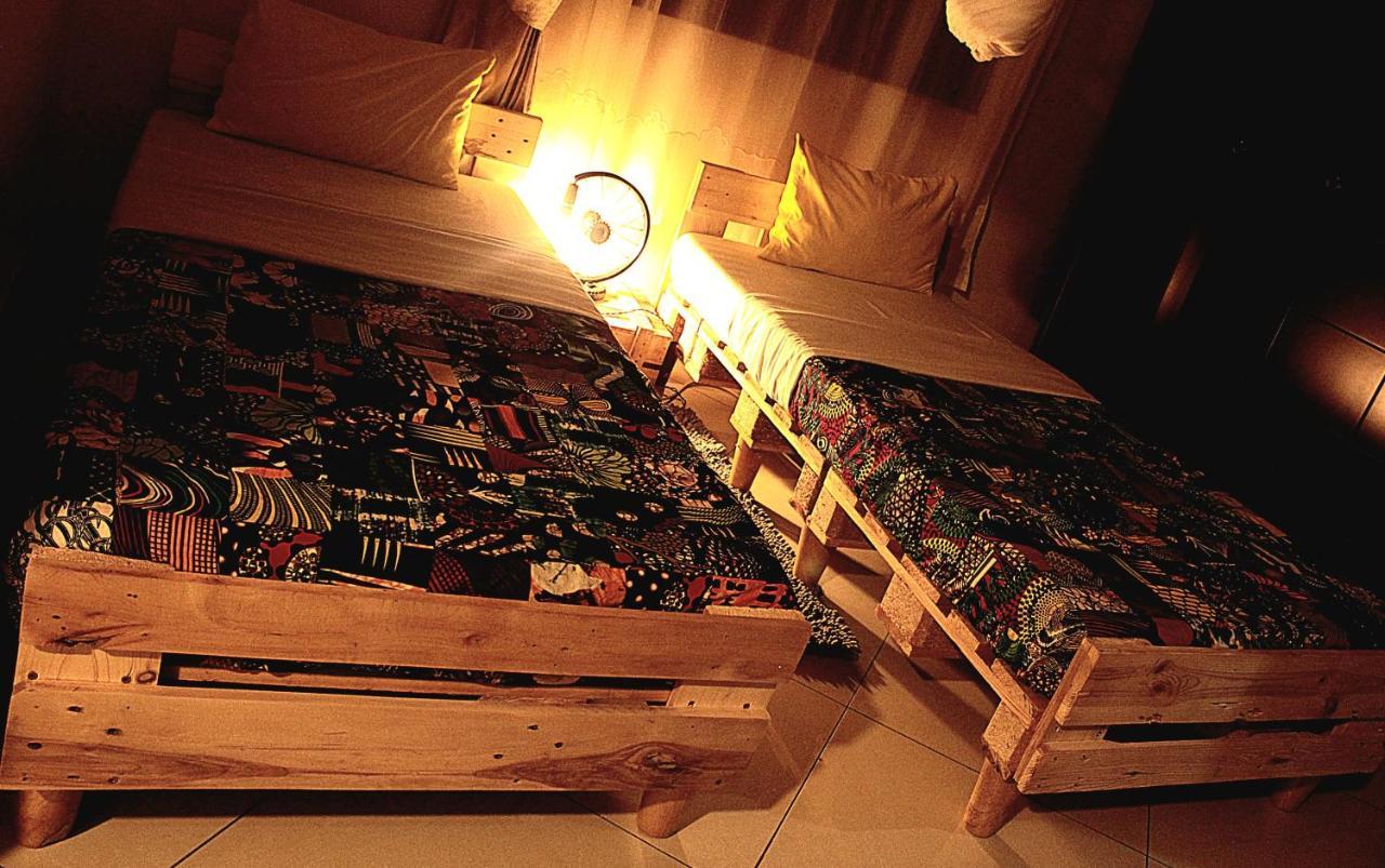 Aivilo Home Entebbe Kültér fotó